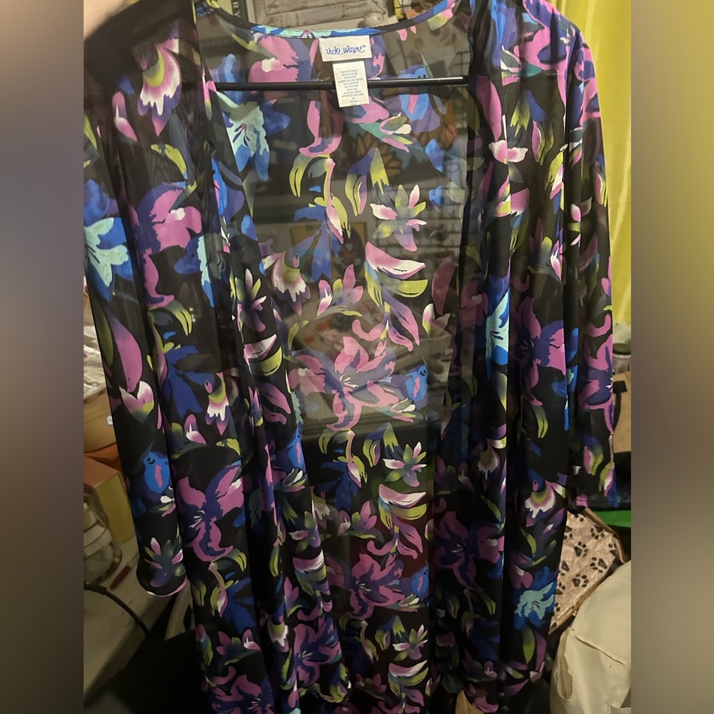 Vicki Wayne women size XL tunic shell excellent condition
